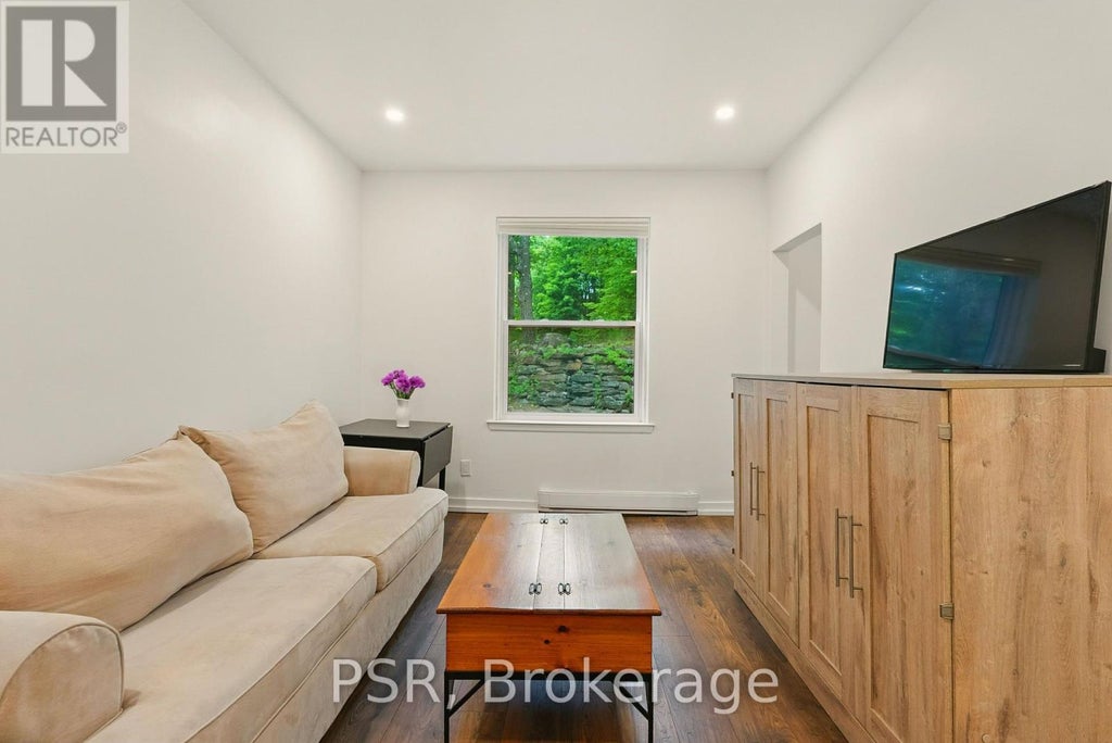 117 - 12 Bigwin Island, Lake Of Bays (franklin)