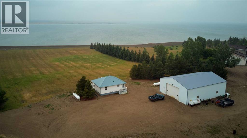 174008a Range Road 214, Rural Vulcan County