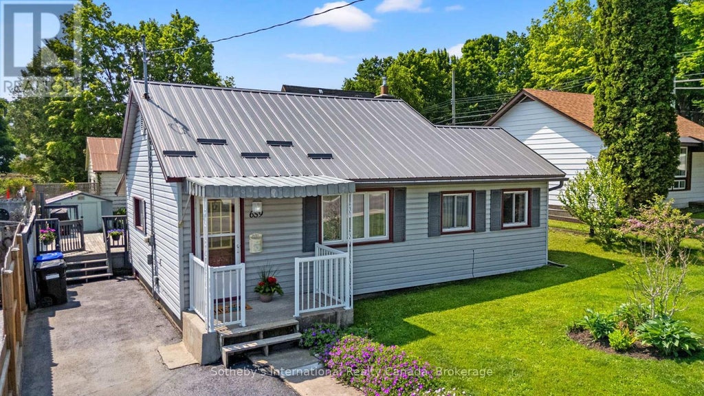 659 Victoria Street, Midland