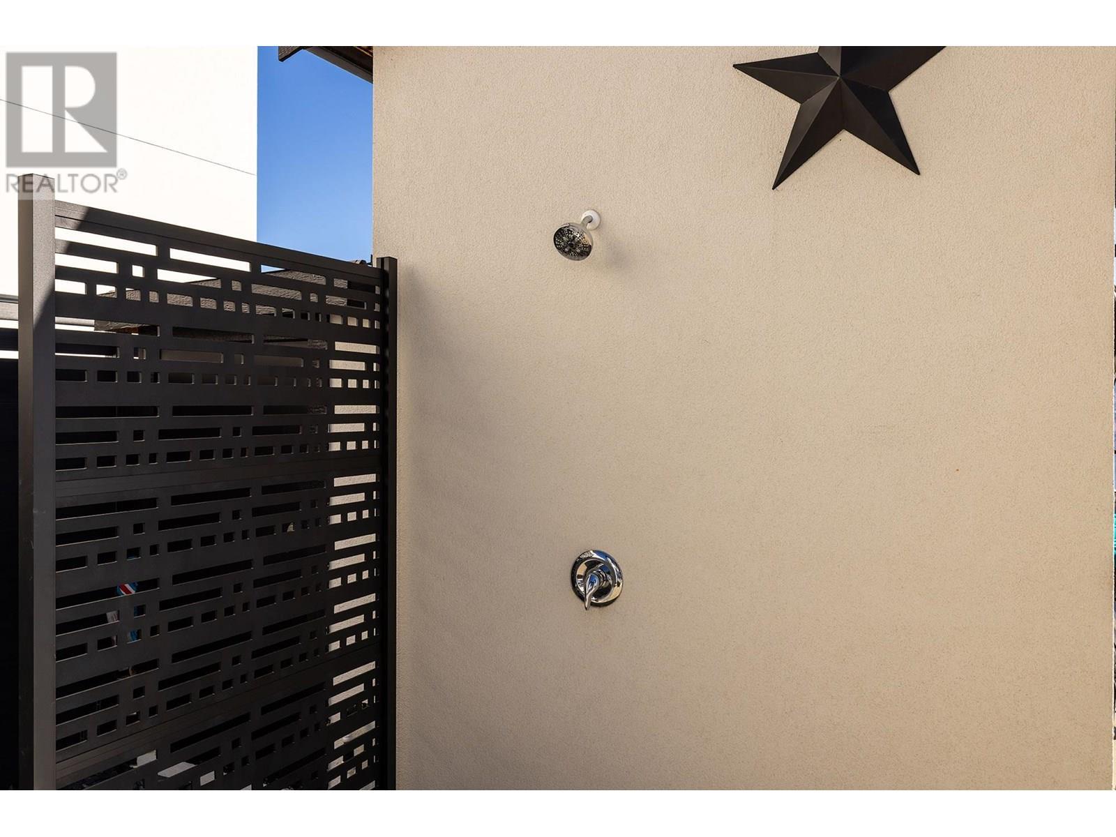 1546 Viognier Drive. West Kelowna, British Columbia