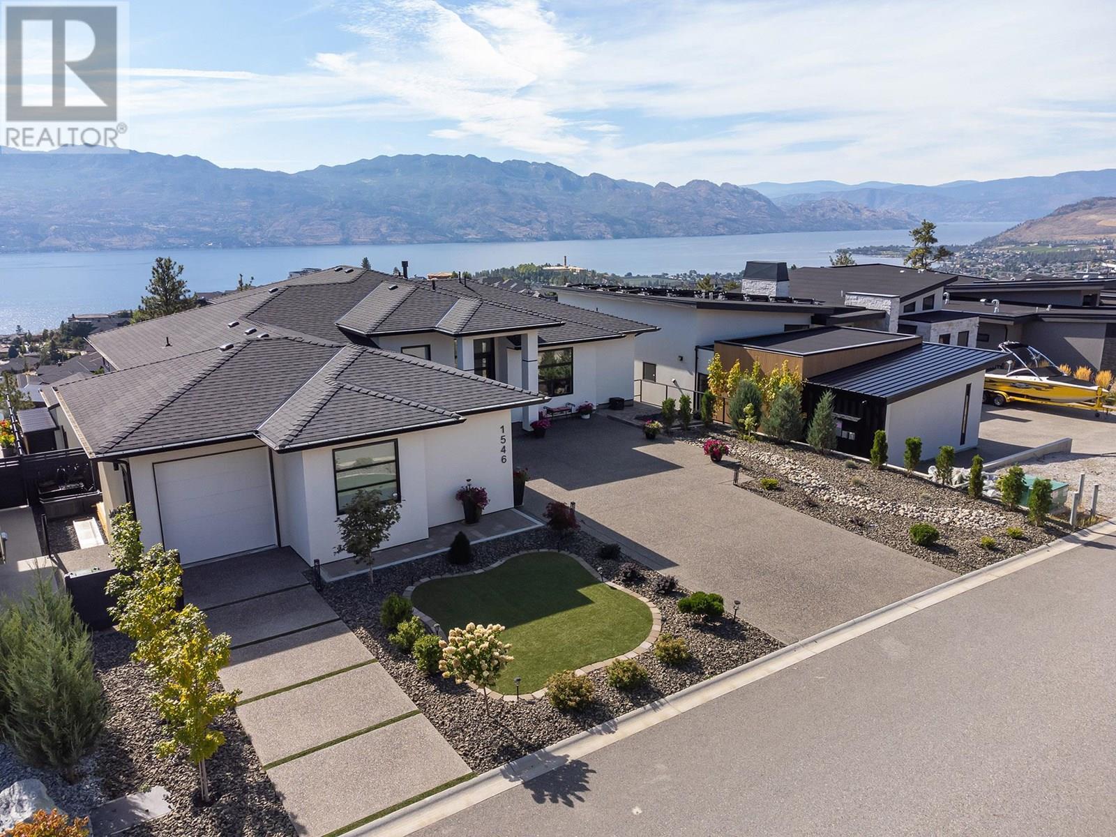 1546 Viognier Drive. West Kelowna, British Columbia