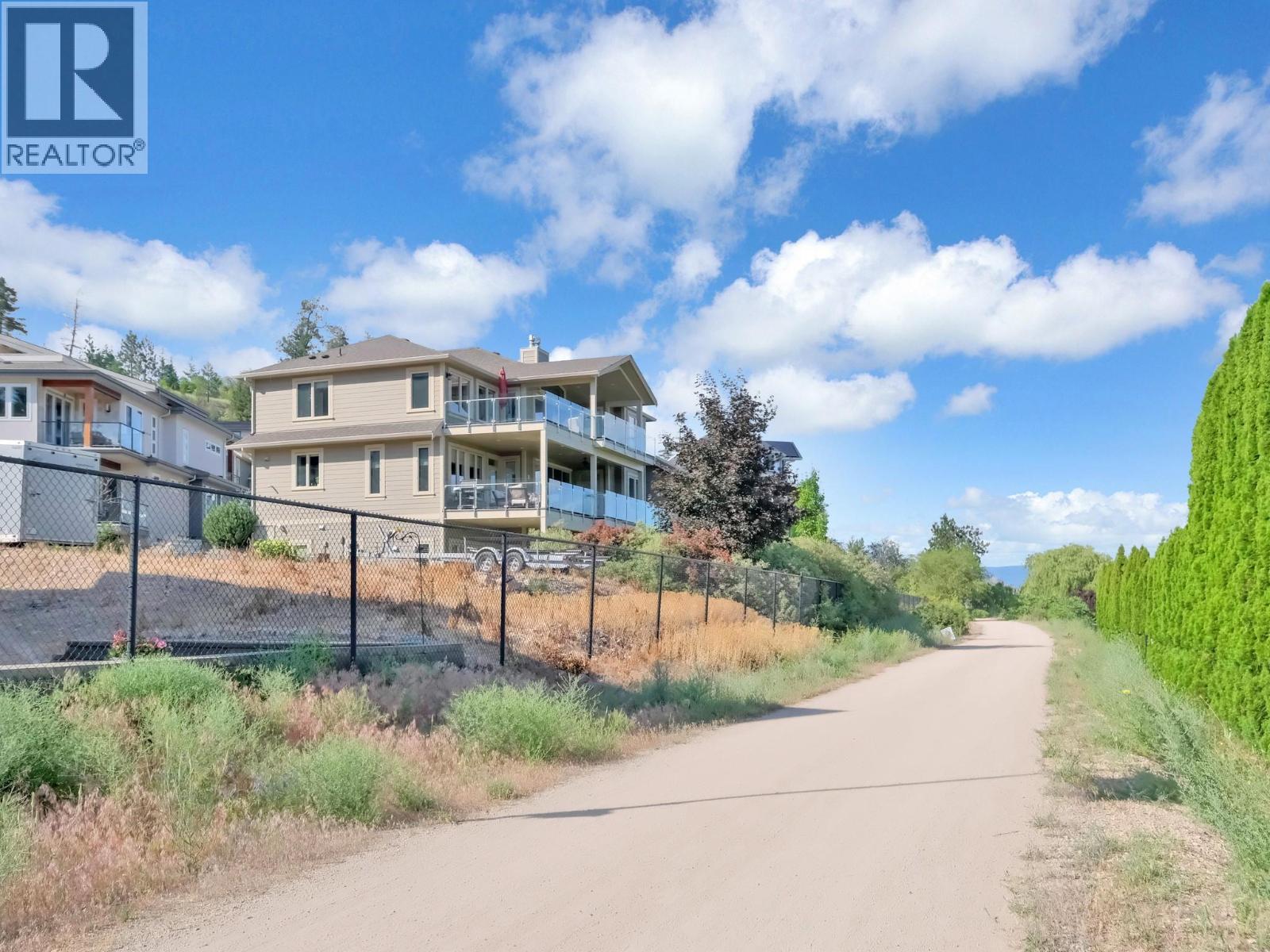 18451 Crystal Waters Road Unit# 16. Lake Country, British Columbia