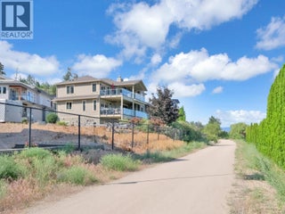 18451 Crystal Waters Road Unit# 16. Lake Country, British Columbia