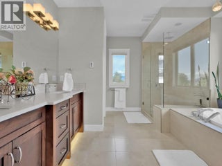 18451 Crystal Waters Road Unit# 16. Lake Country, British Columbia