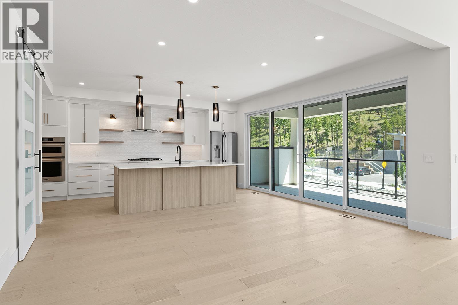 3462 Hilltown Close. Kelowna, British Columbia