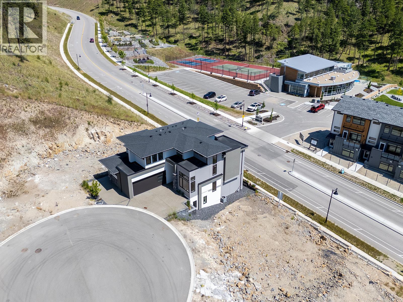 3462 Hilltown Close. Kelowna, British Columbia