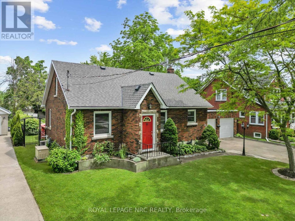 236 Highland Avenue, Fort Erie (central)