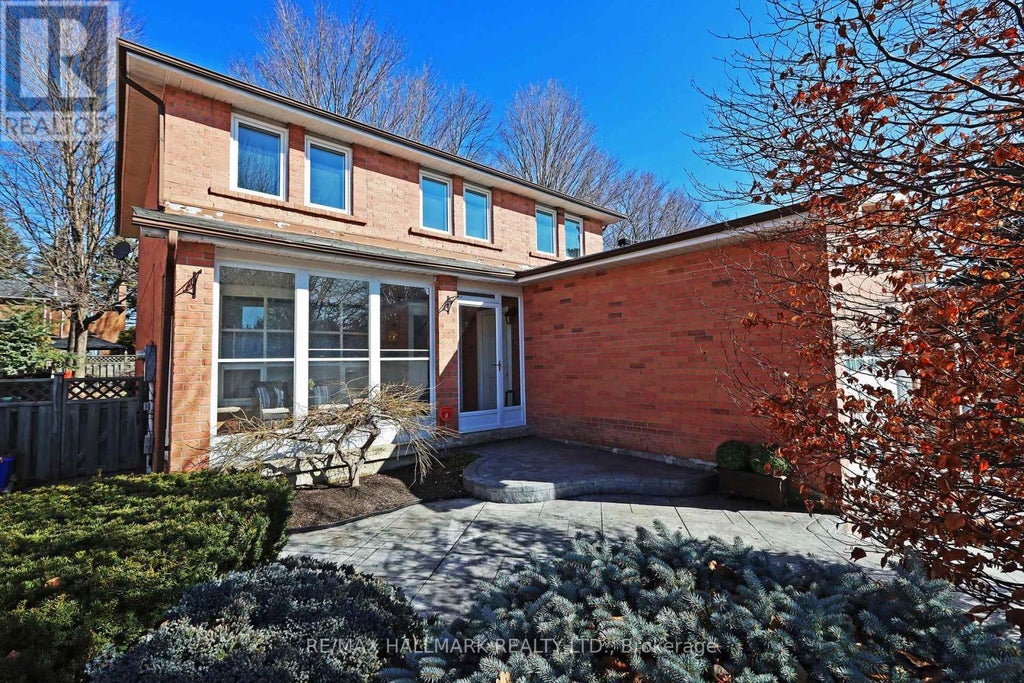 553 Raymerville Drive, Markham (raymerville)