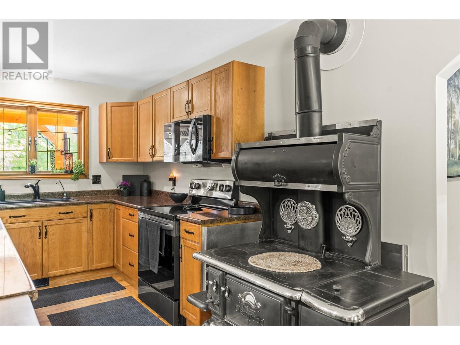 53 Cawley Road. Enderby, British Columbia