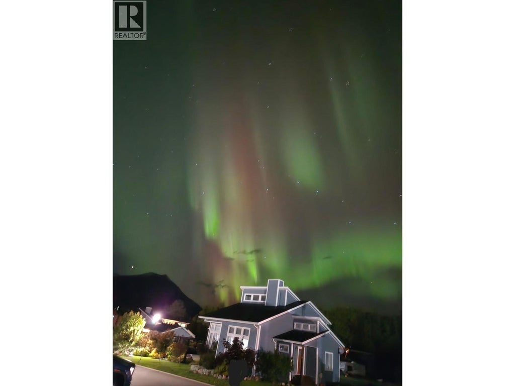 9 Starliter Way, Smithers