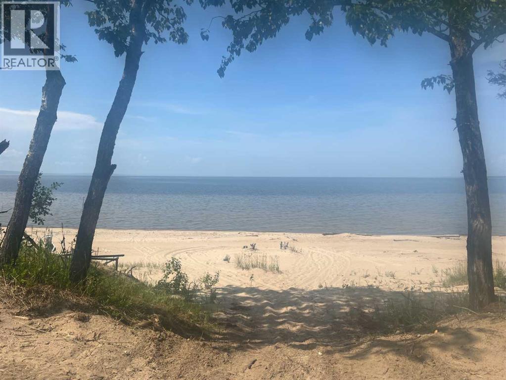 9 Upper Crescent, Marten Beach