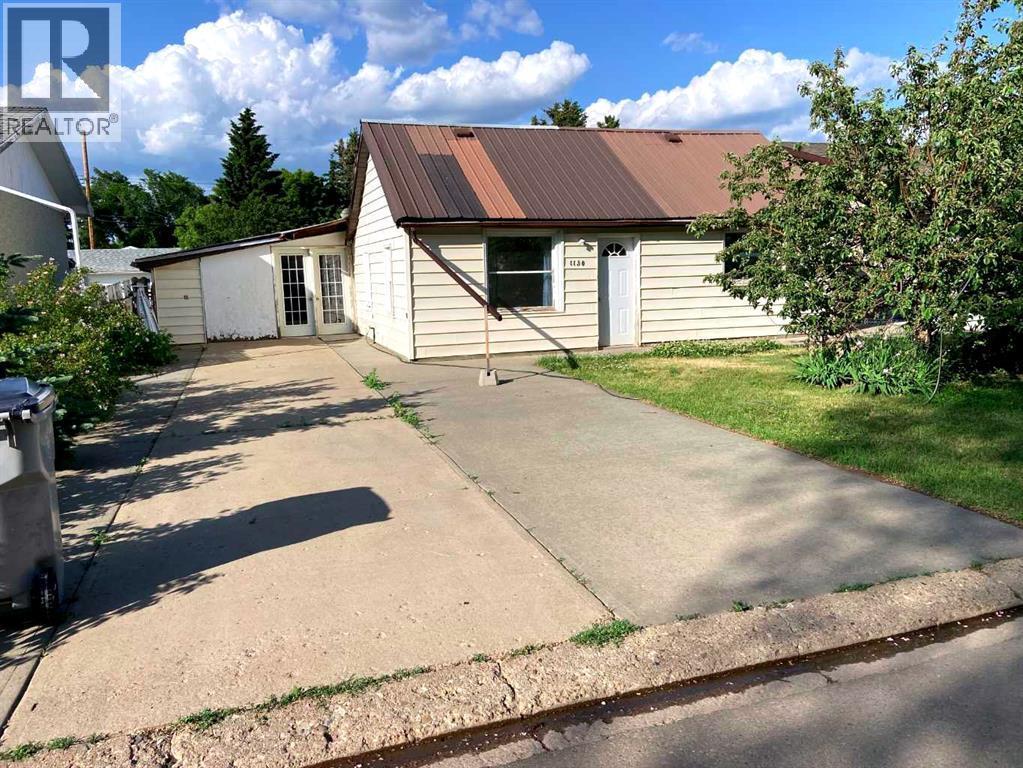 1130 6 Avenue, Wainwright