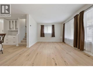 5460 Clements Crescent Unit# 107. Peachland, British Columbia