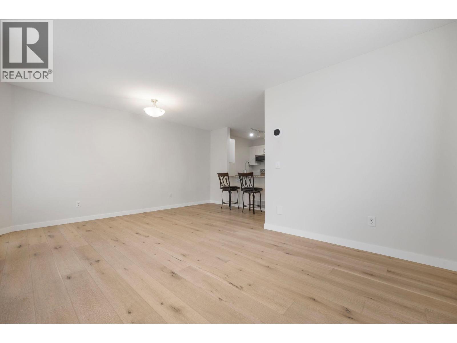 5460 Clements Crescent Unit# 107. Peachland, British Columbia