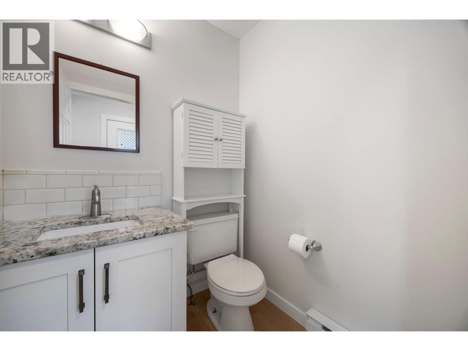 5460 Clements Crescent Unit# 107. Peachland, British Columbia