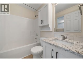 5460 Clements Crescent Unit# 107. Peachland, British Columbia