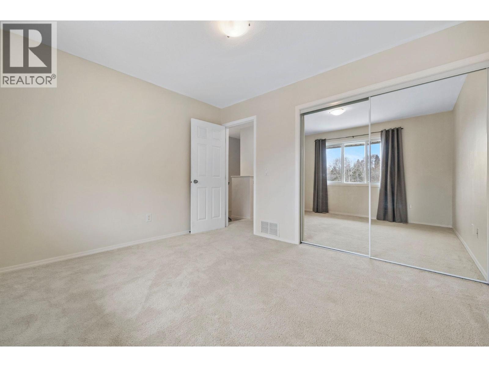 5460 Clements Crescent Unit# 107. Peachland, British Columbia