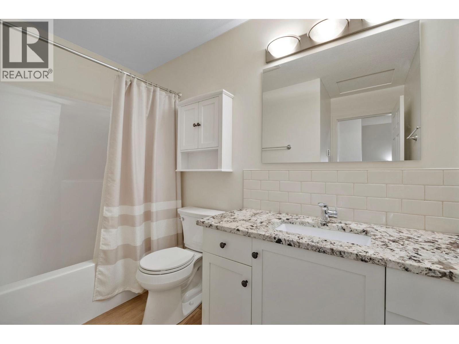 5460 Clements Crescent Unit# 107. Peachland, British Columbia