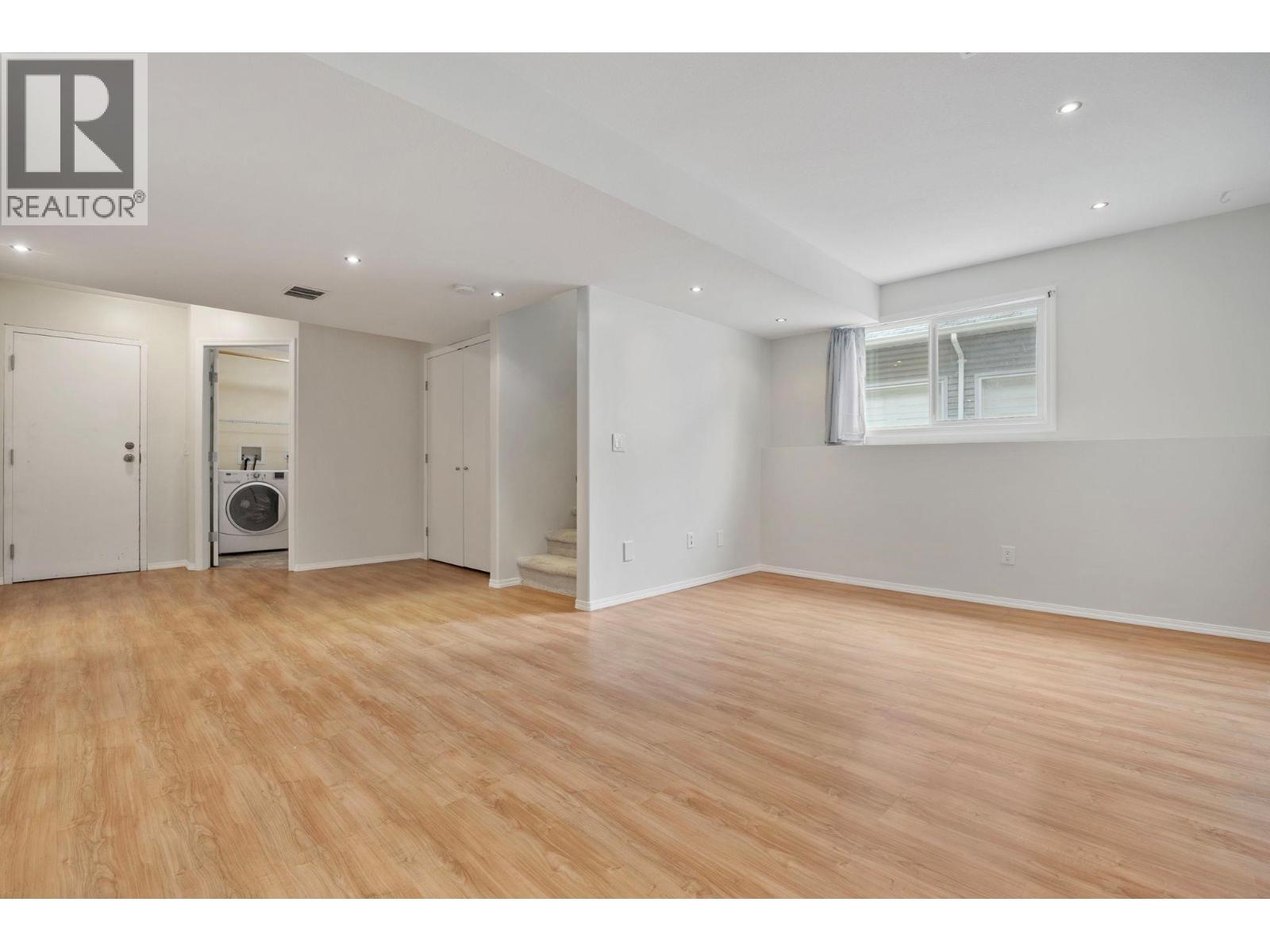 5460 Clements Crescent Unit# 107. Peachland, British Columbia