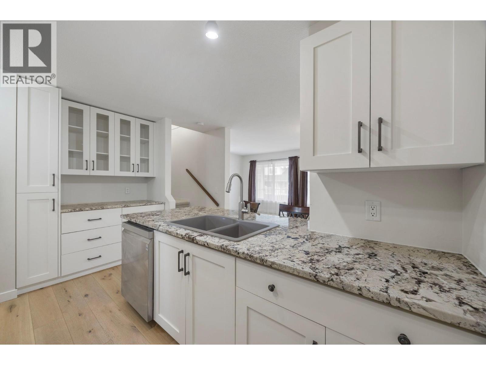 5460 Clements Crescent Unit# 107. Peachland, British Columbia