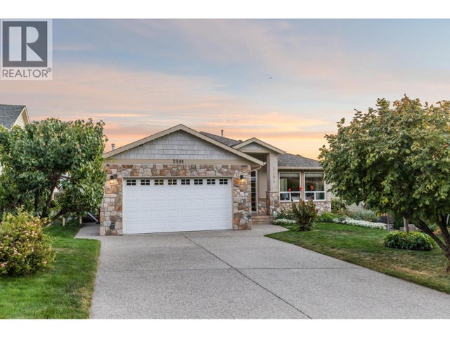 2591 Lake Breeze Court, Lake Country