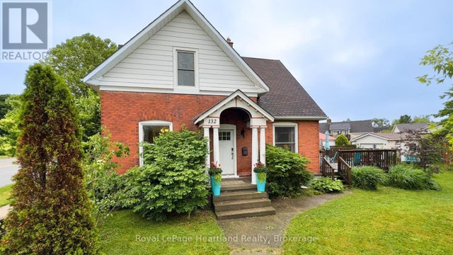 132 Elgin Avenue E, Goderich (goderich (town))