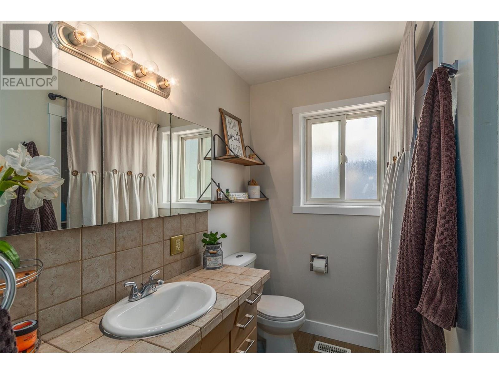 3339 Bothe Road. Kelowna, British Columbia