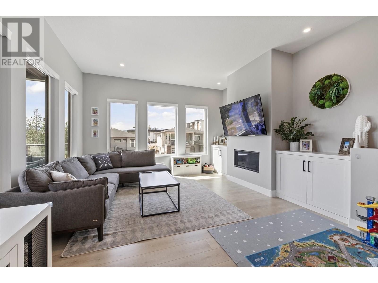 2846 Canyon Crest Drive. West Kelowna, British Columbia