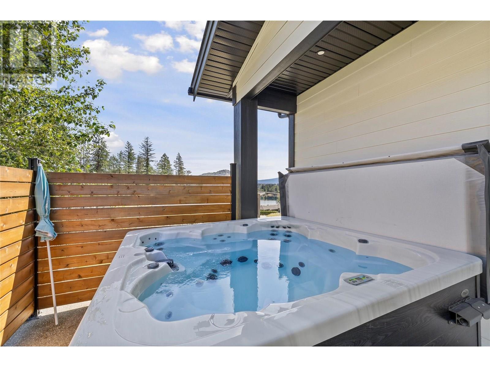 2846 Canyon Crest Drive. West Kelowna, British Columbia