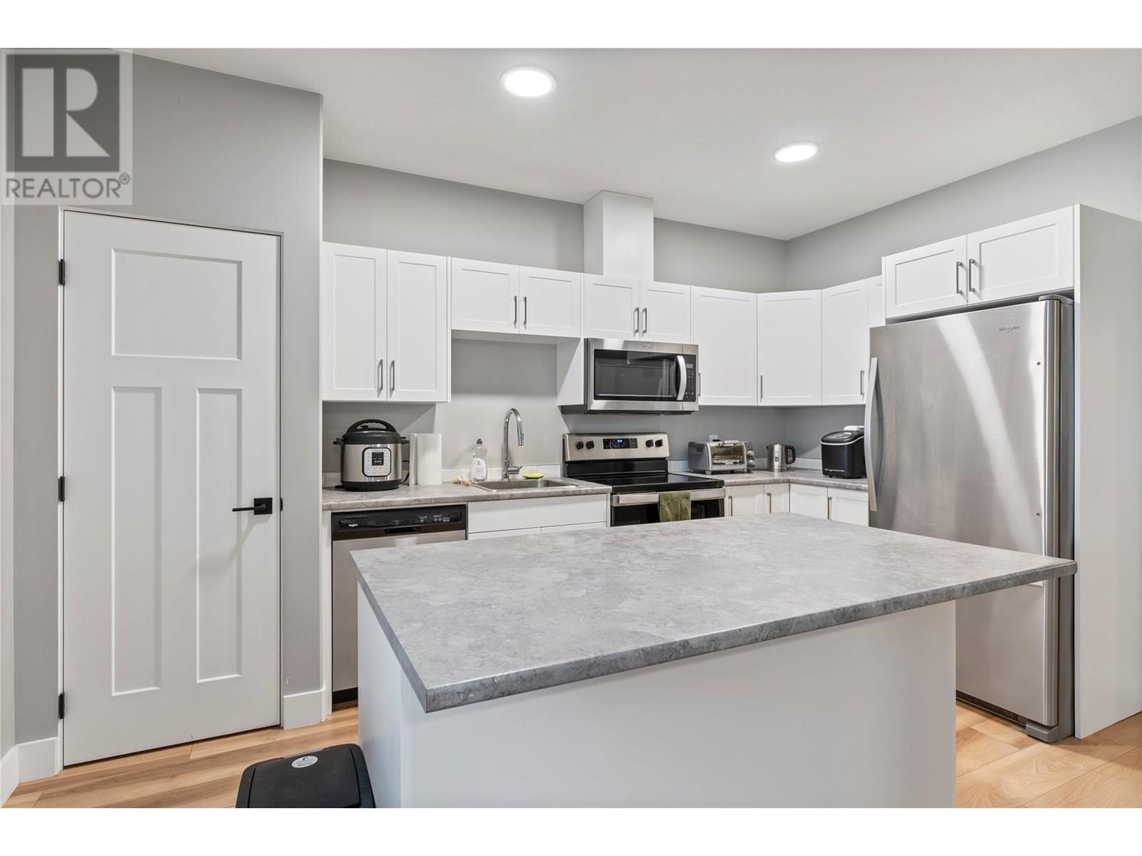 2846 Canyon Crest Drive. West Kelowna, British Columbia