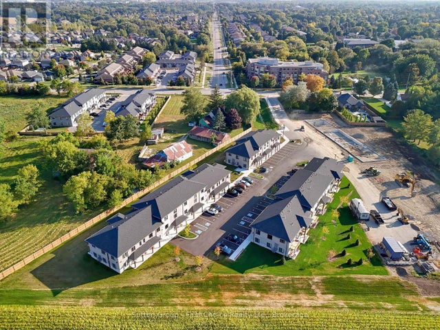 Unit 47 - 3202 Vivian Line, Stratford