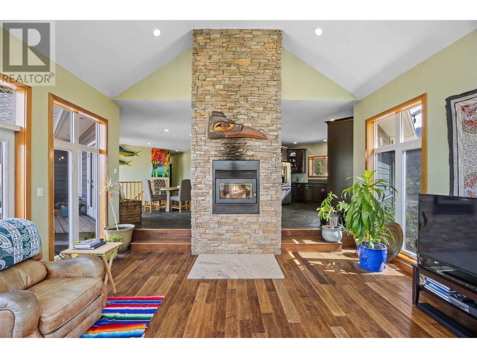 365 Riverwind Drive. Chase, British Columbia