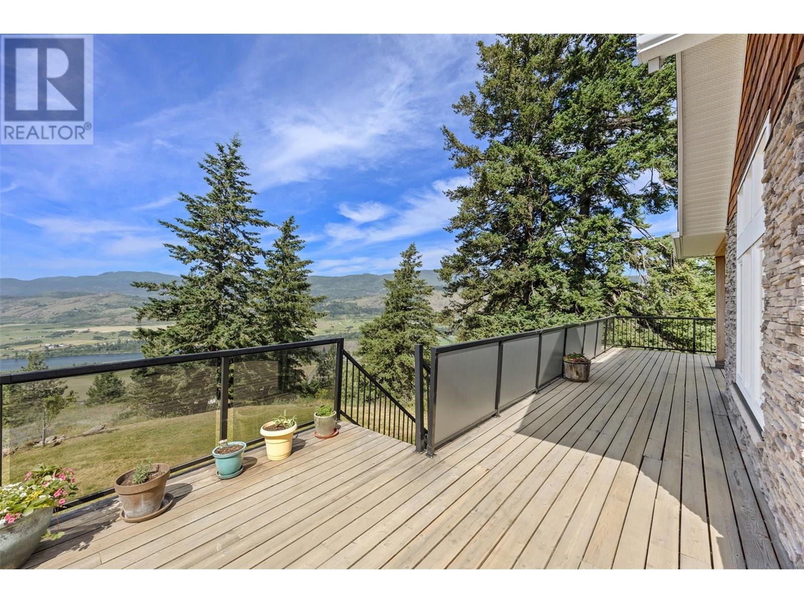 365 Riverwind Drive. Chase, British Columbia