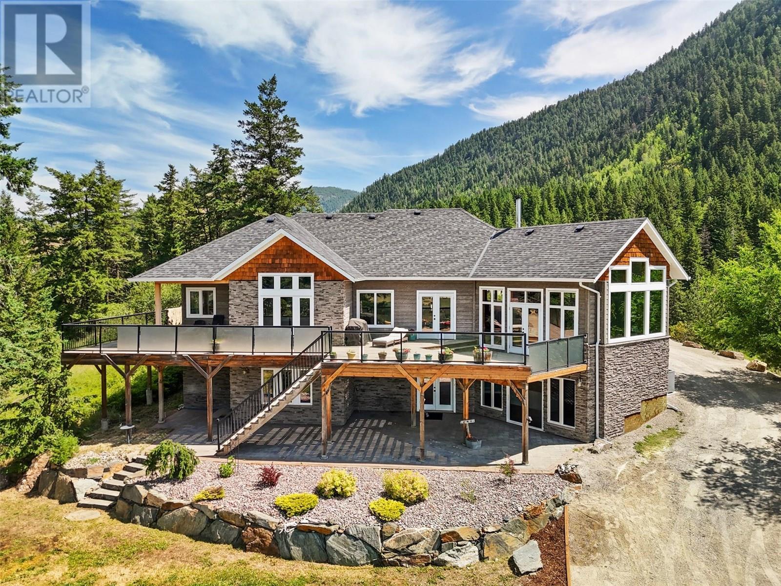 365 Riverwind Drive. Chase, British Columbia