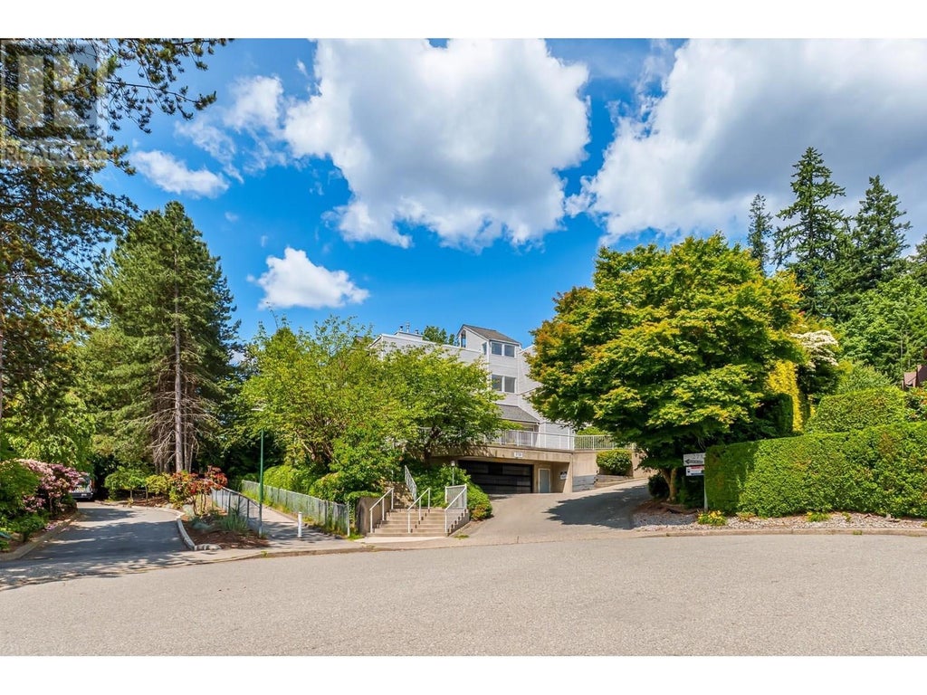 404 2733 Atlin Place, Coquitlam
