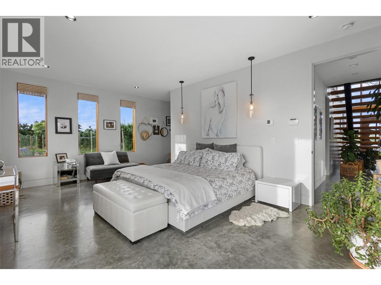 3194 Dunster Road. Kelowna, British Columbia