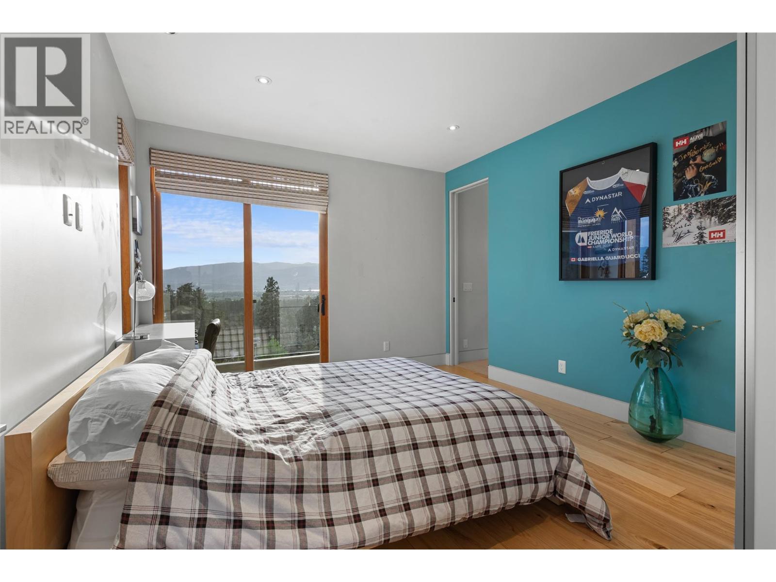 3194 Dunster Road. Kelowna, British Columbia