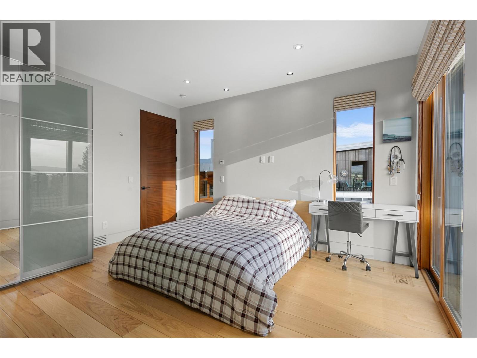 3194 Dunster Road. Kelowna, British Columbia