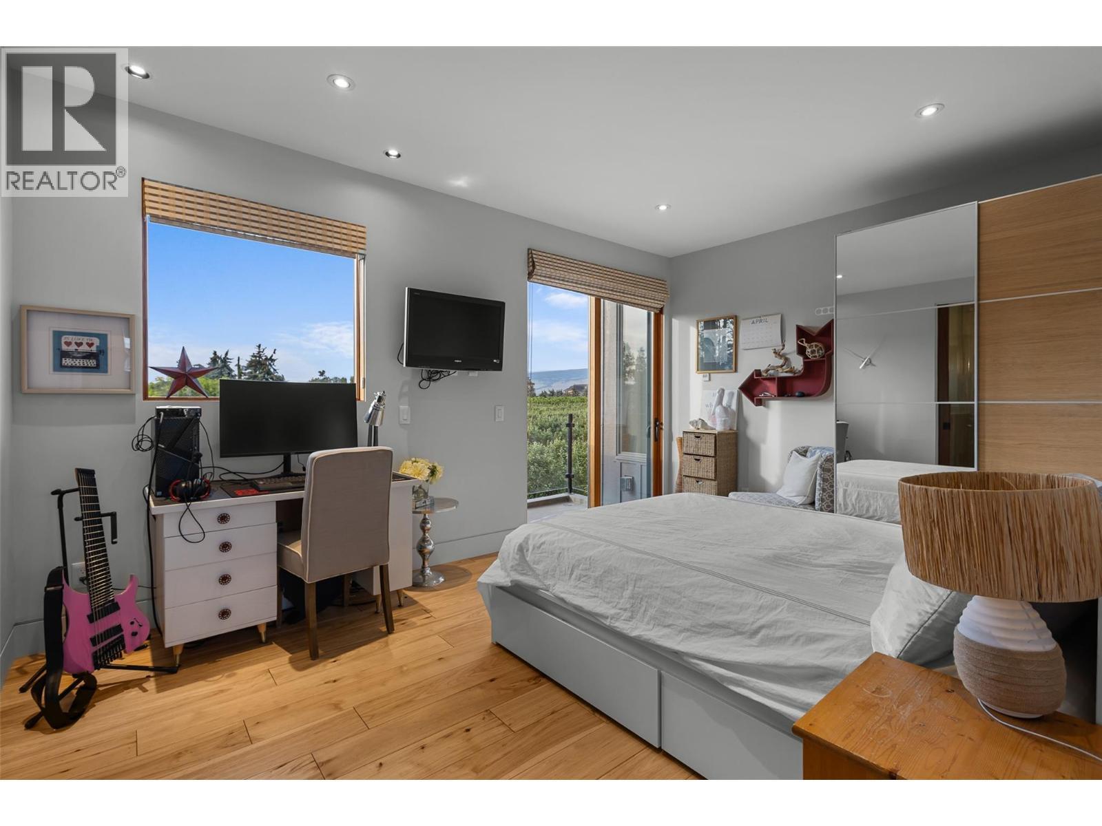 3194 Dunster Road. Kelowna, British Columbia