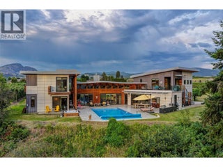 3194 Dunster Road. Kelowna, British Columbia