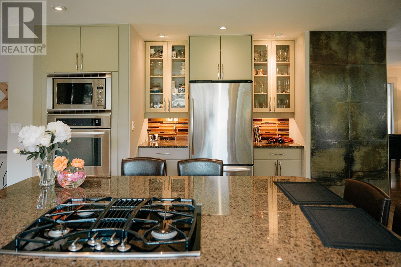 2150 28 Street Ne. Salmon Arm, British Columbia