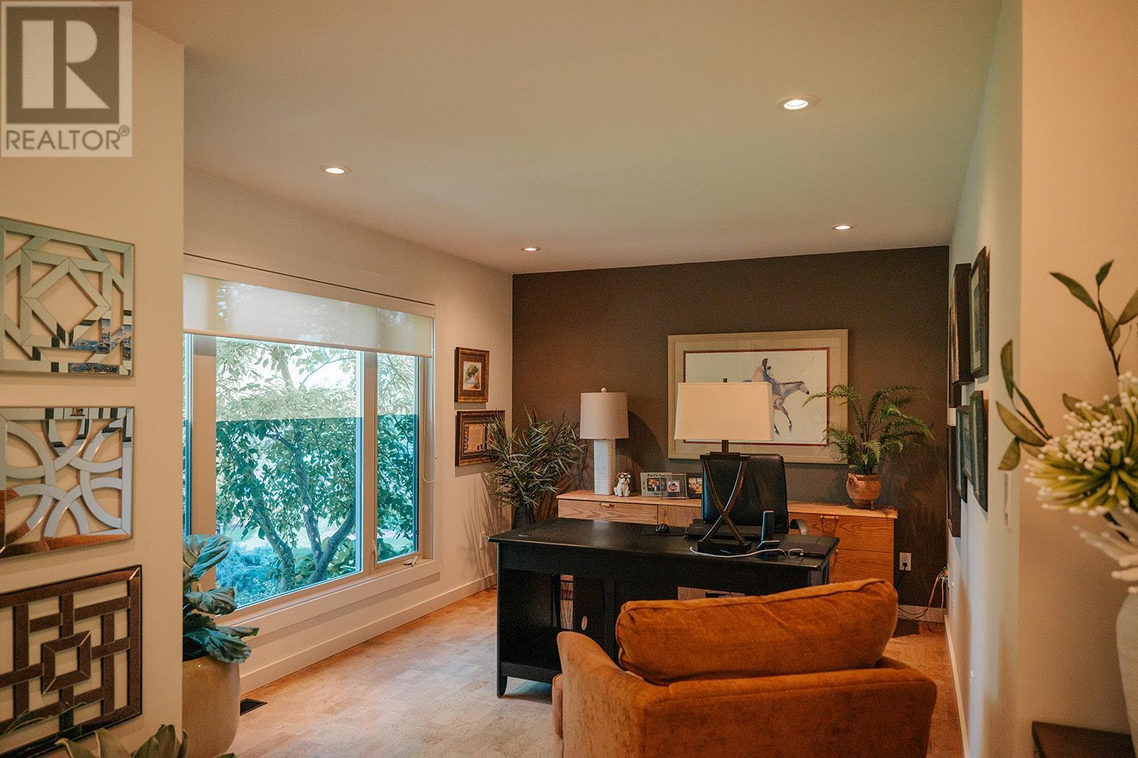 2150 28 Street Ne. Salmon Arm, British Columbia