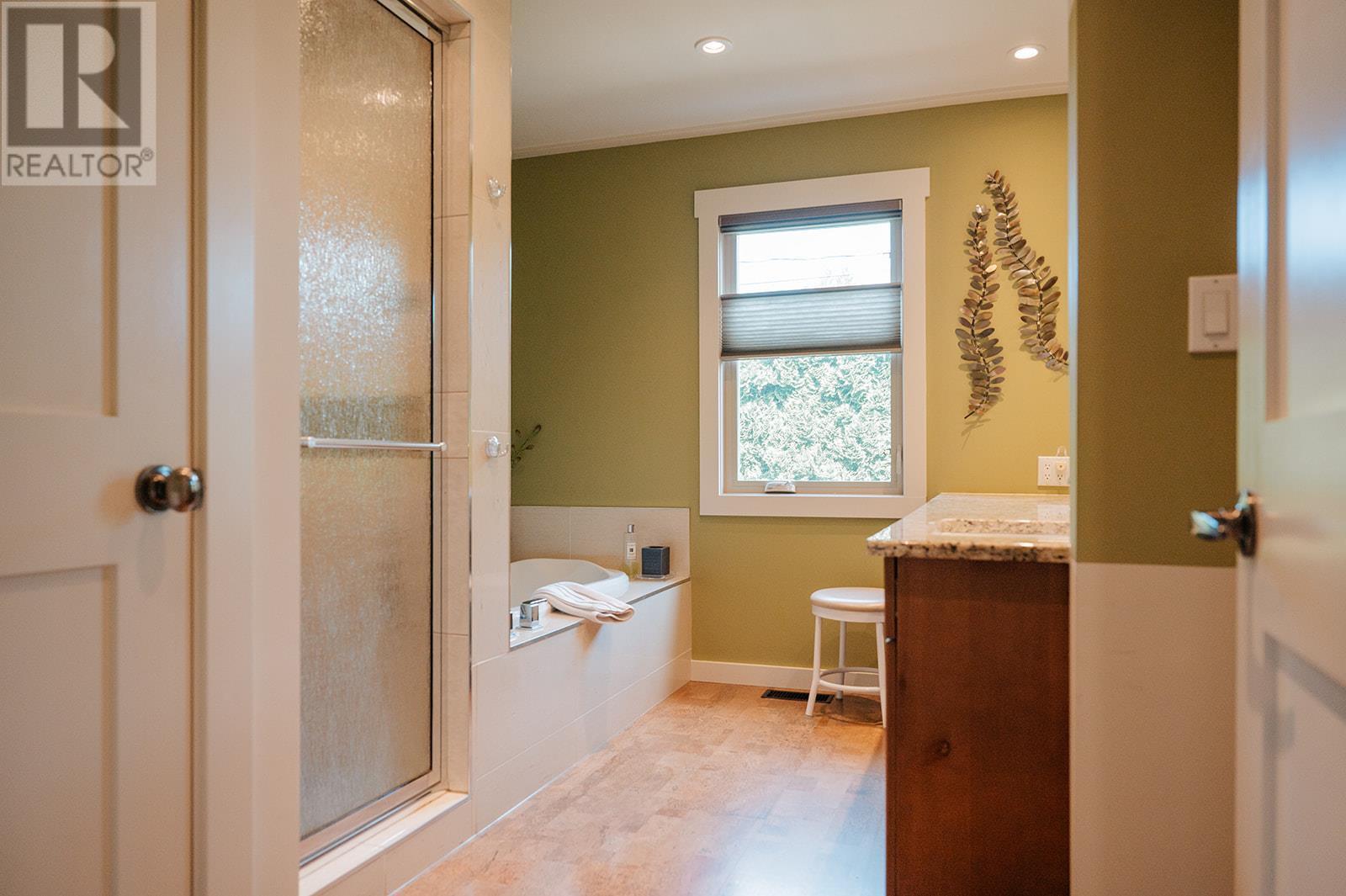 2150 28 Street Ne. Salmon Arm, British Columbia