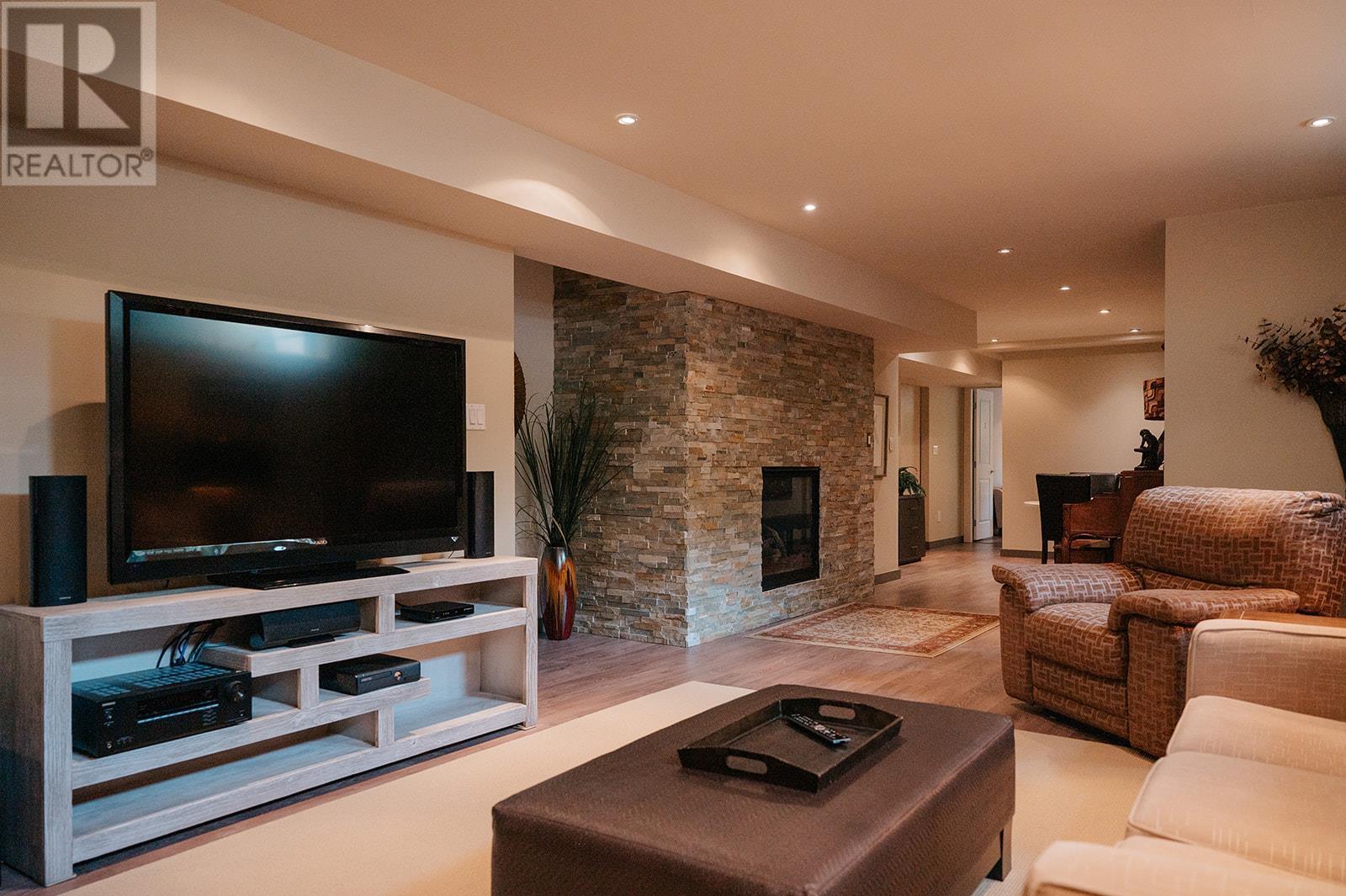 2150 28 Street Ne. Salmon Arm, British Columbia