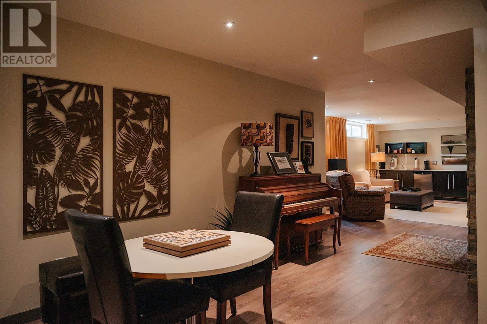 2150 28 Street Ne. Salmon Arm, British Columbia