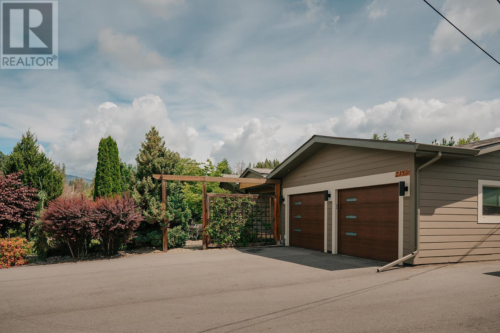 2150 28 Street Ne. Salmon Arm, British Columbia