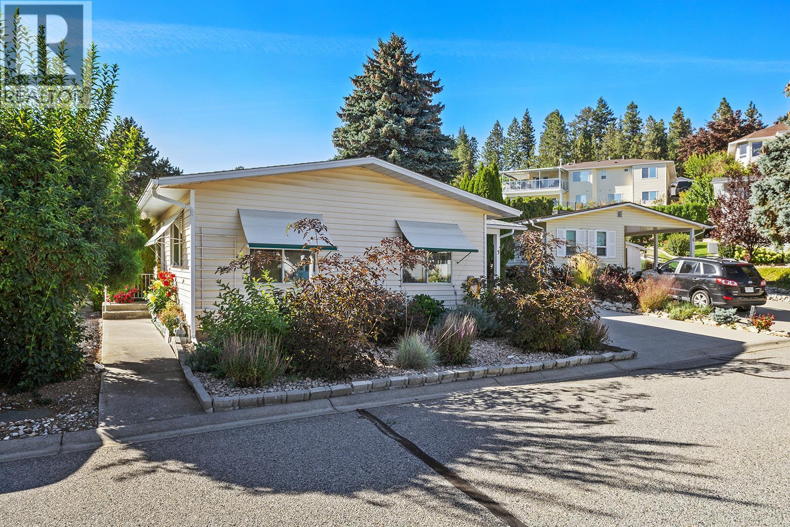 17017 Snow Avenue Unit# 3. Summerland, British Columbia