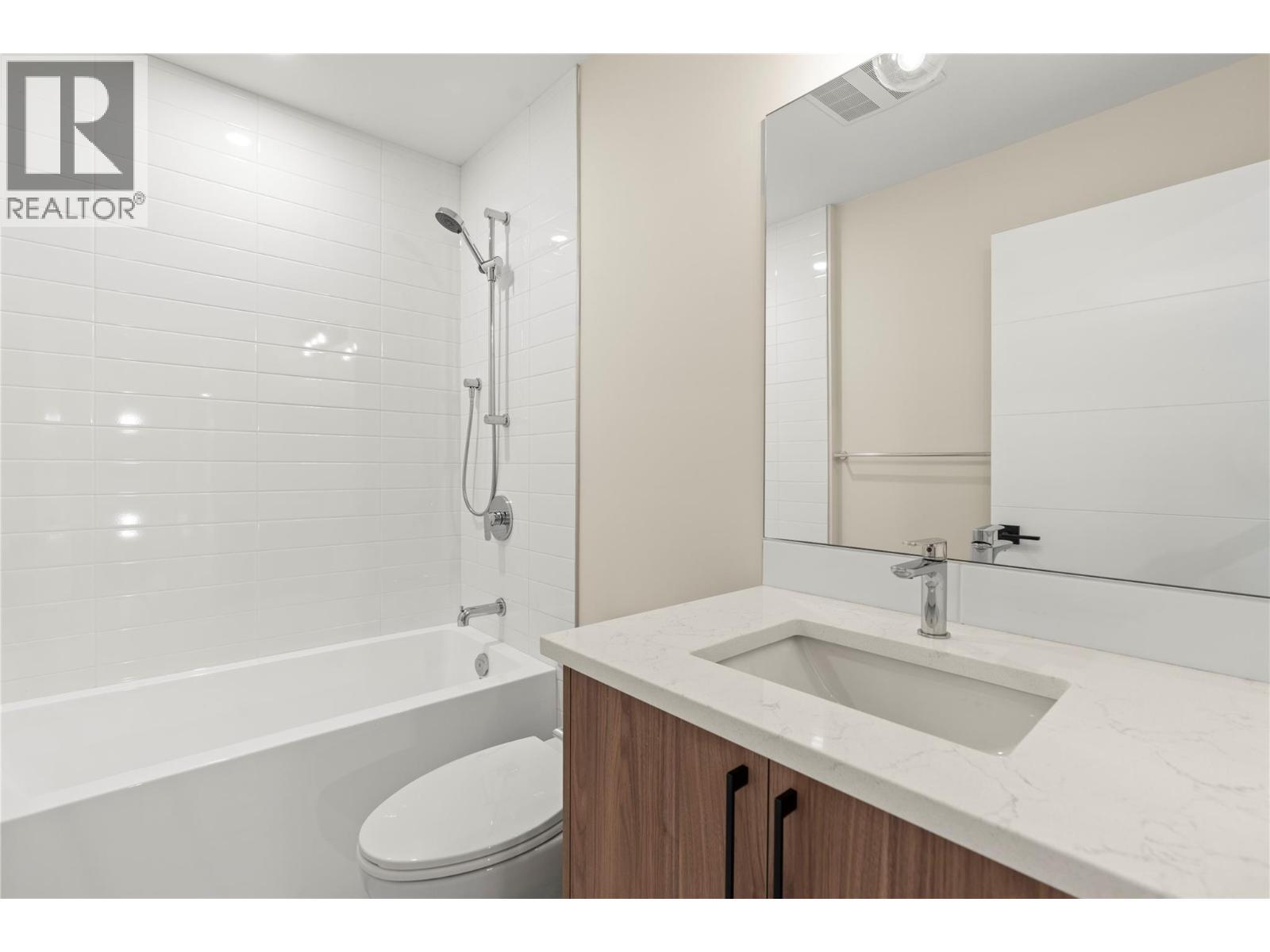 3907 26 Street Unit# 3. Vernon, British Columbia