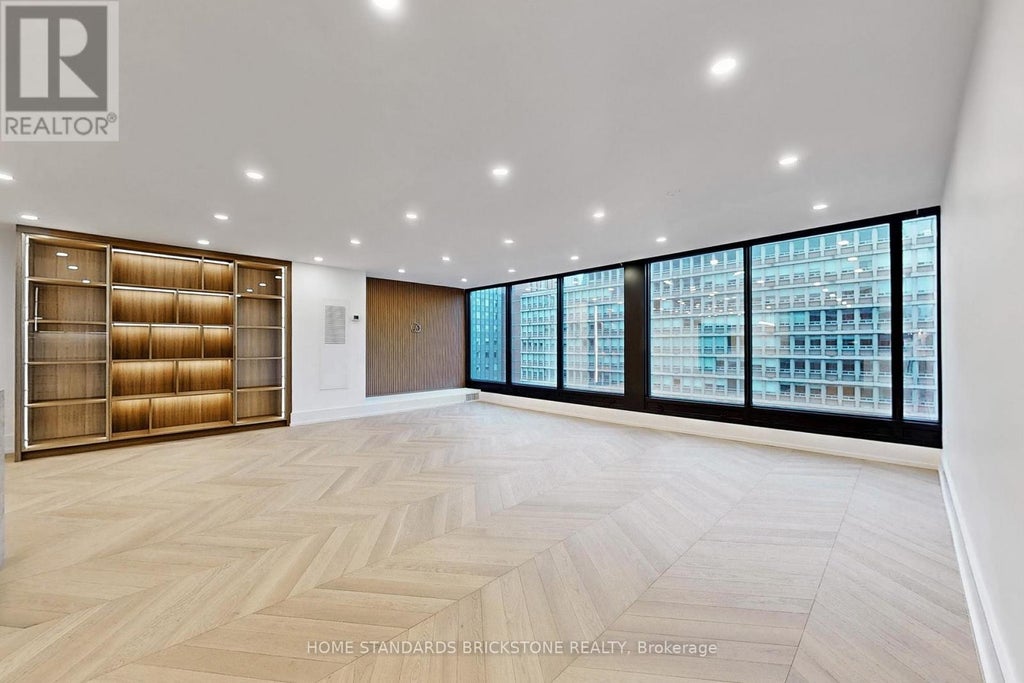 1009 - 110 Bloor Street W, Toronto (annex)