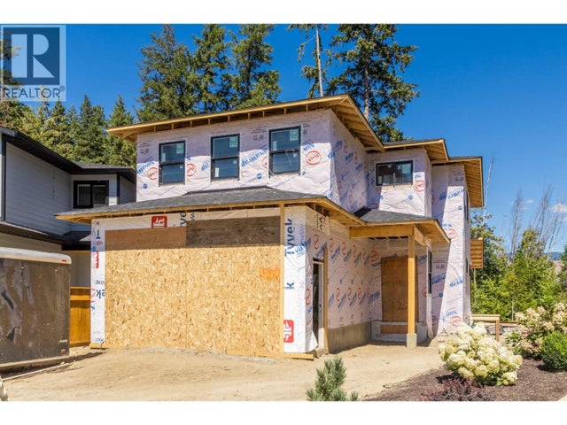 1500 21 Street Ne, Salmon Arm